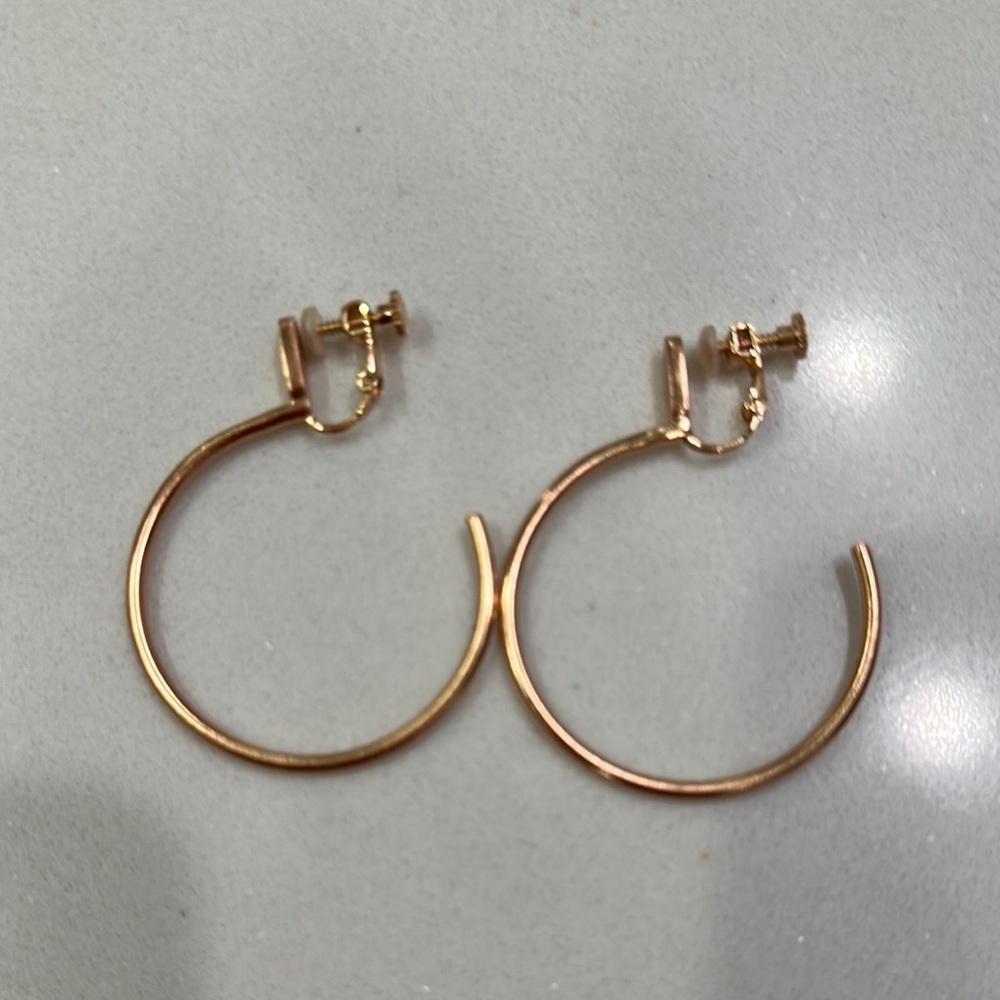 Kendra Scott Pepper Rose Gold clip on earrings